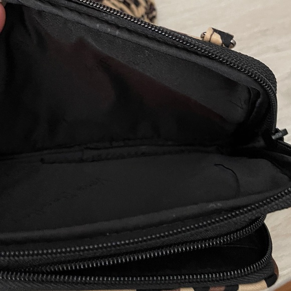 Vera Bradley WRISTLET - Picture 4 of 5